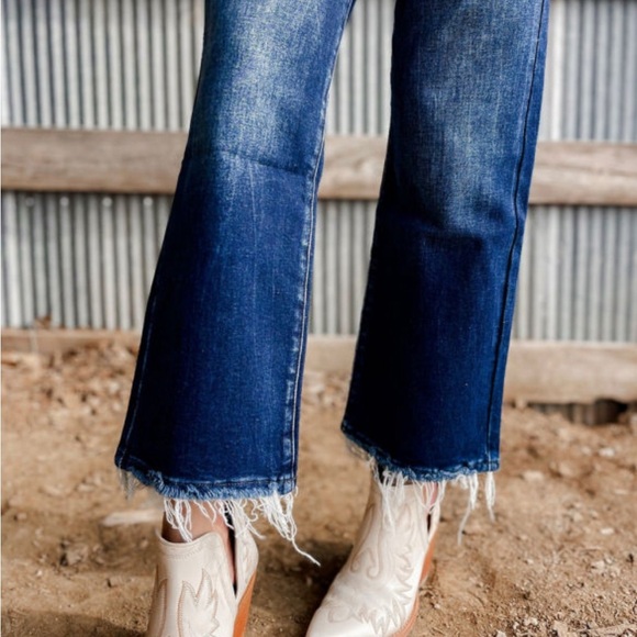 STRETCH JEANS DISTRESSED HEM - Picture 6 of 15